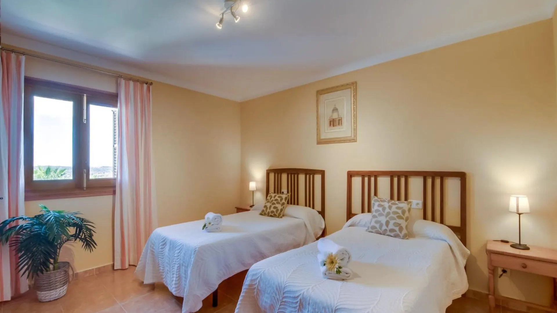 8 Guests Country House In 센세예스