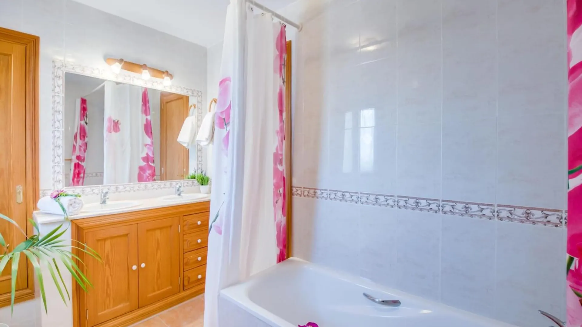 8 Guests Country House In Sencelles 0*,  Spain